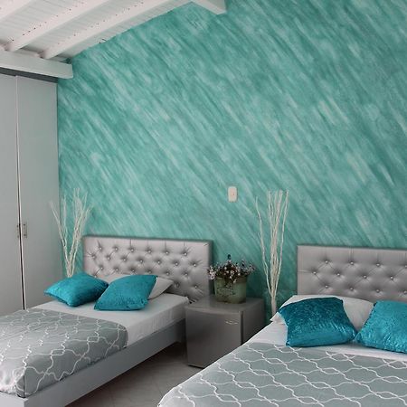 Casa Portico Hotel Medellin Ngoại thất bức ảnh